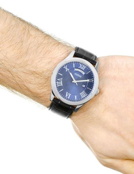 Guess Orologio Uomo Metropolitan W0792G4 – Quarzo Giapponese, Cassa In Acciaio PVD Nero, Cinturino In Pelle Nera, Datario.